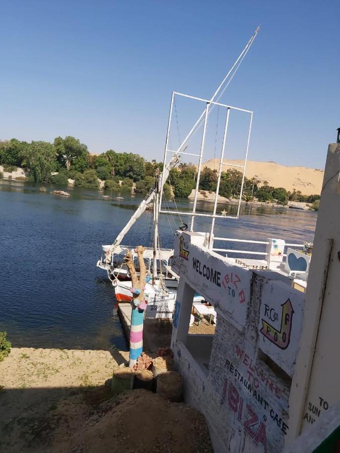 מלון אסואן Otasho Nile View House מראה חיצוני תמונה