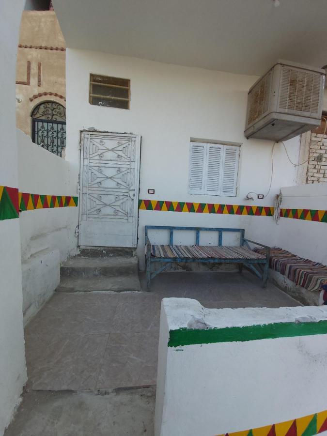 מלון אסואן Otasho Nile View House מראה חיצוני תמונה