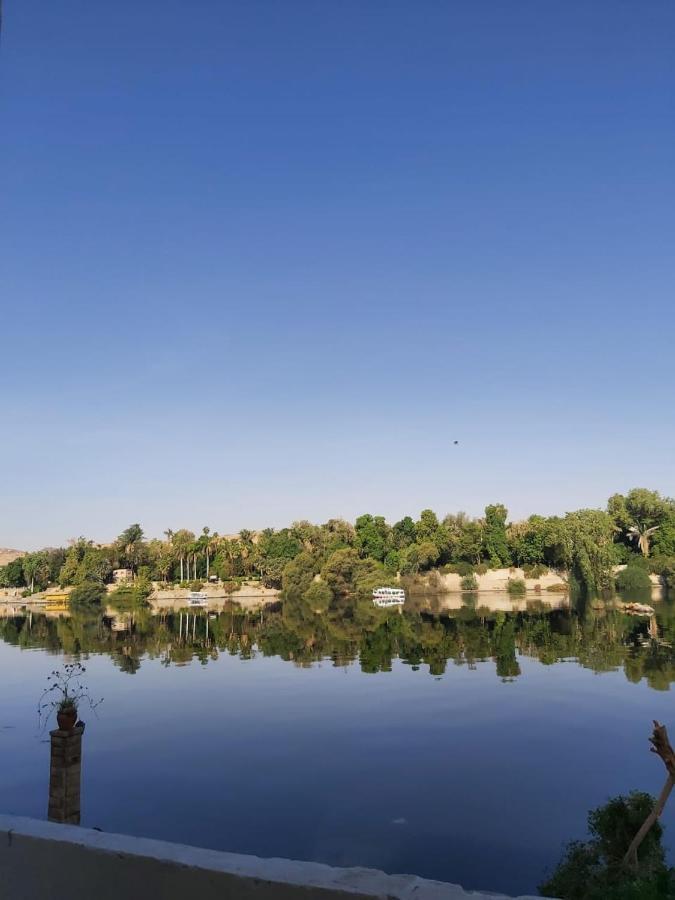 מלון אסואן Otasho Nile View House מראה חיצוני תמונה