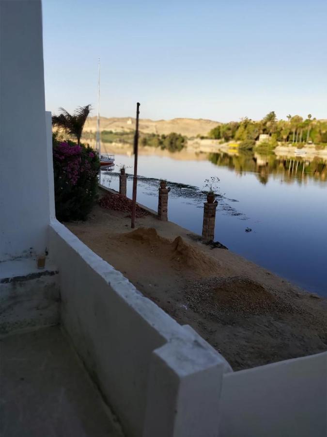 מלון אסואן Otasho Nile View House מראה חיצוני תמונה